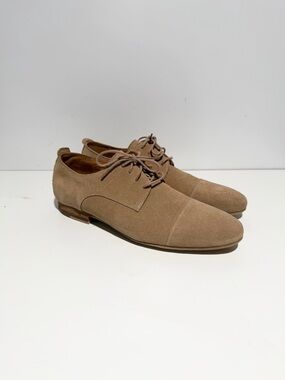 Curatore "Rovigo" tan suede cap-toe dress shoes